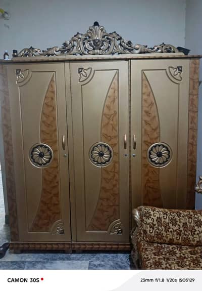 solid wardrobes 6 feet height