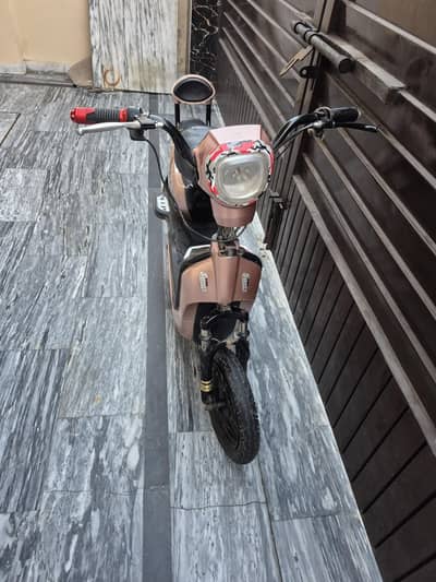 scooty kids electric