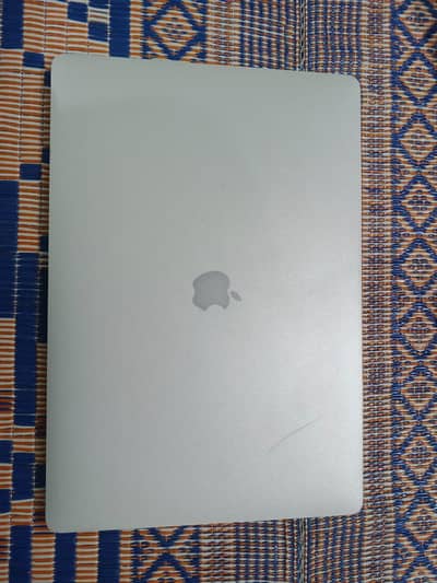 MACBOOK PRO 2019 | Ci7 | 16 INCH | 32 GB RAM | 512 SSD