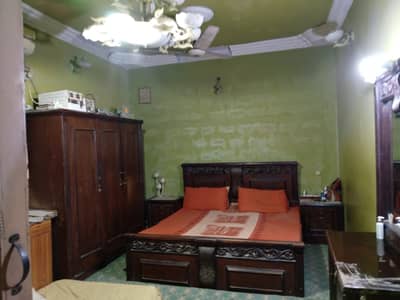 BLOCK- R BEAUTIFUL 3RD FLOOR NORTH NAZIMABAD