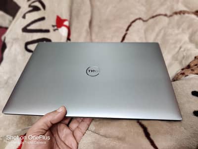 Dell Precision 5480 I7 13800 Ada 2000 8 GB  32/1TB