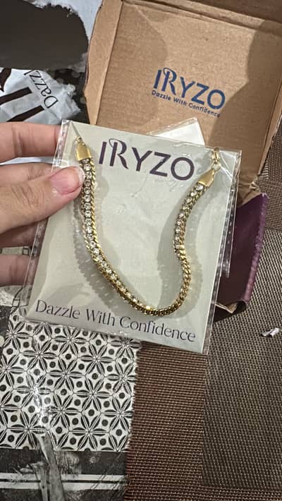 Iryzo gold stainless bracelet
