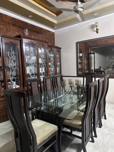 8 chirs 1 dining ful saf sutra ghr ka