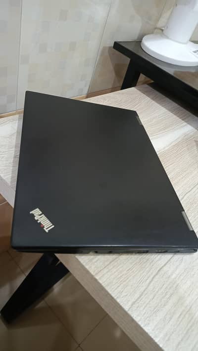 Lenovo Thinkpad Yoga (370) Touchscreen 2 in 1 i5 7th