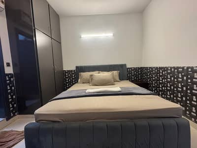 Perday and weekly basis 2 bed luxury apartments available on rent