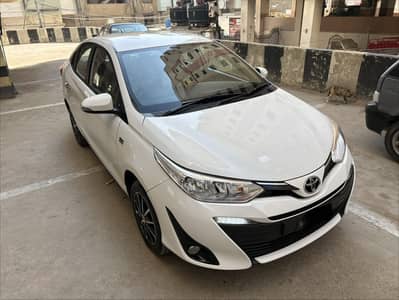 Toyota Yaris 1.5 full option 2021 1st owner