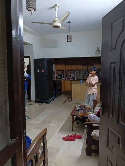 BLOCK- L BEAUTIFUL GROUND FLOOR NORTH NAZIMABAD