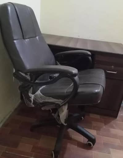 office chair condition 9/10