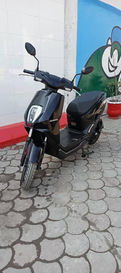 HONDA ICON E . INVOICE DATE 28-1-26 MY NAME LETER 03166900271