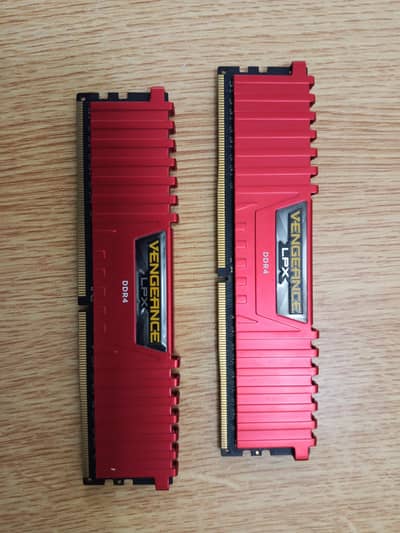 DDR4 RAM Corsair Vengeance LPX 8gb 2400MHz C16