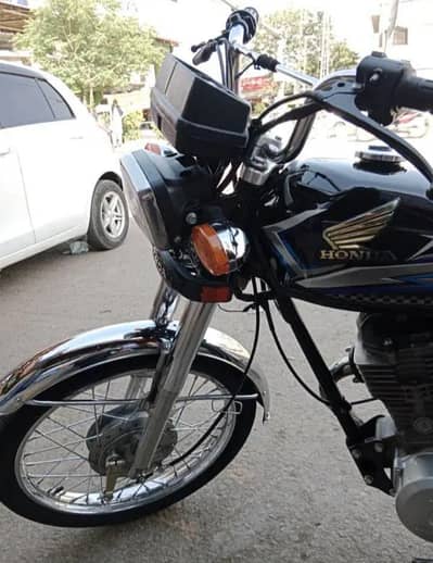 Honda CG 125 2009 model argent for sale