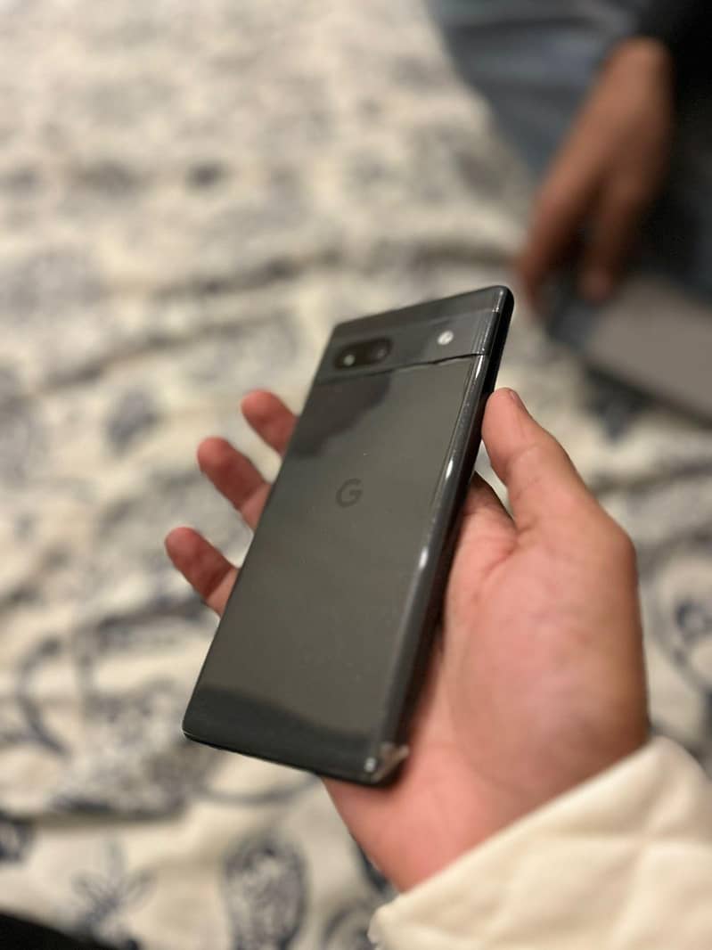 Google pixel 7A 2