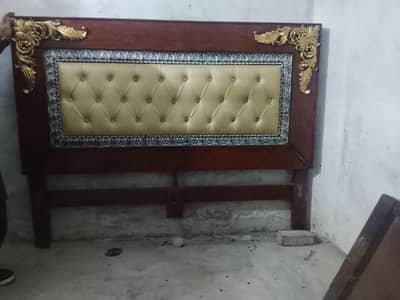 Double Bed + 1 side table (without Mattress)