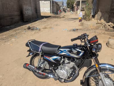 2025 Honda 125 urgent sale All Punjab number