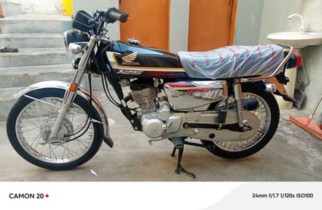 Honda CG 125s chrom edition 2025 ka 10 month unregistered 1700 km