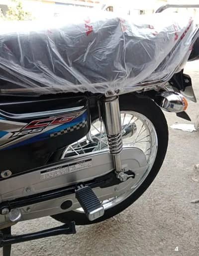 Honda 125 CG 2009 model argent for sale