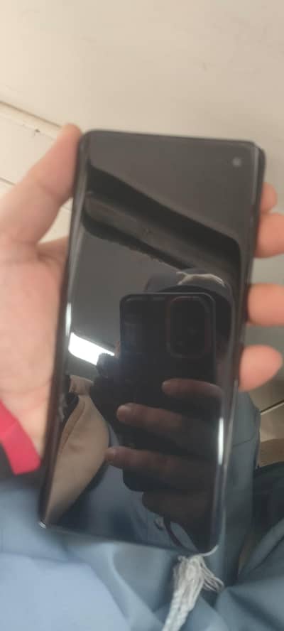 docomo f-51A 8gb ram 128gb memory Pta approved