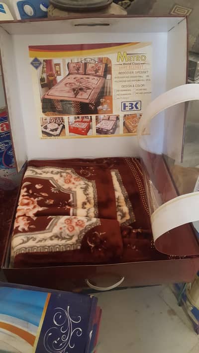 beautiful soft bridal bedsheet new with box packing