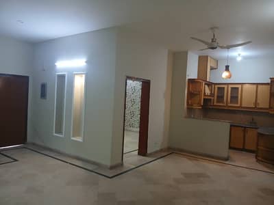 5 Marla Lower Portion In Eden Boulevard Housing Society College Road