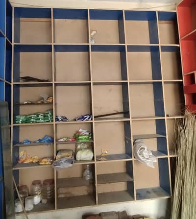 Shelves / Racks for Shops and Office