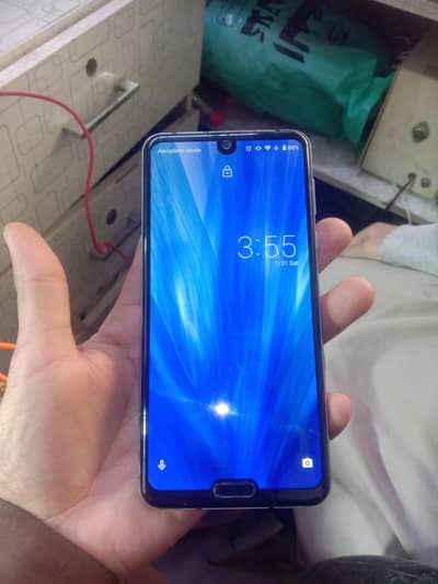 aquos r3 6 128  exchange be ho Sakta hai
