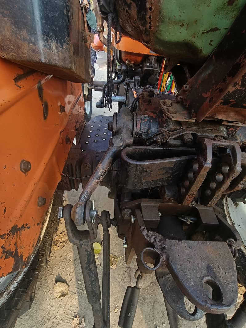 فیٹ 480 ماڈل 2001 اوکاڑہ رجسٹریشن 16