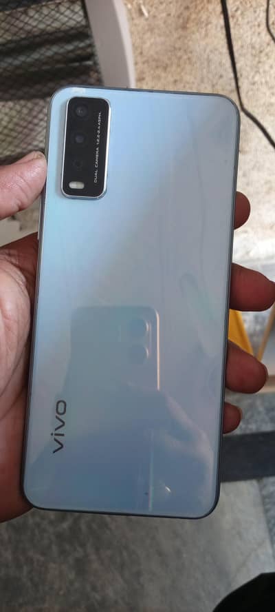 vivo y12s. 3gb 32gb