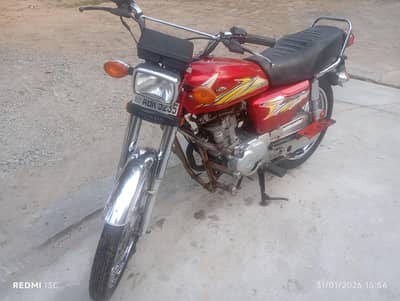 Honda 125 Red  Lahore
