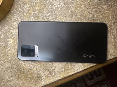 Vivo v2025 8+4 GB 128Gb