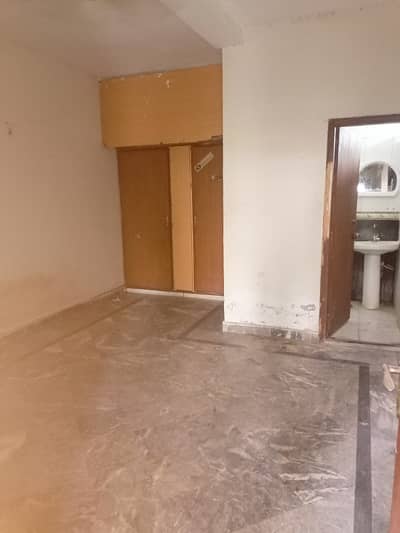 Annual Commercial 6 Marla Triple Storey Building 280000 Rent Income 3 Shop 7 Bed