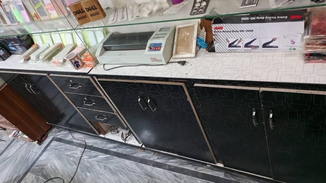 موبائل شاپ کاؤنٹر ز  ریکس اینڈ پرنٹرز 6