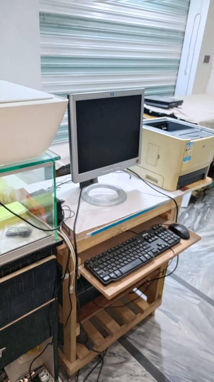 موبائل شاپ کاؤنٹر ز  ریکس اینڈ پرنٹرز 14