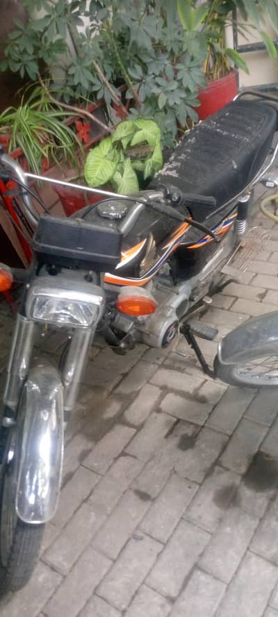 Honda 125 model 22 available for sale