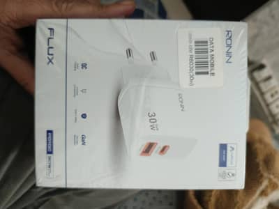 Ronin 30 wat PD+QC  Gan charger with 1 year warranty