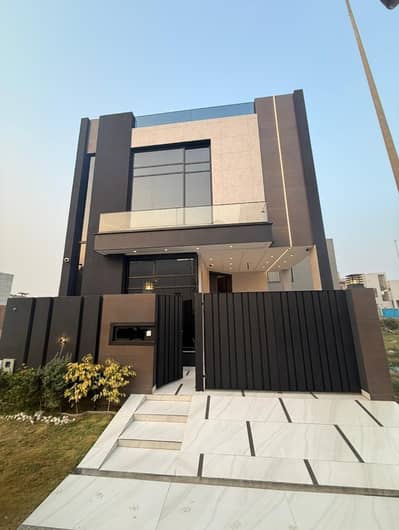 5 MARLA BRAND NEW BUNGALOW FOR RENT | DHA 9 TOWN