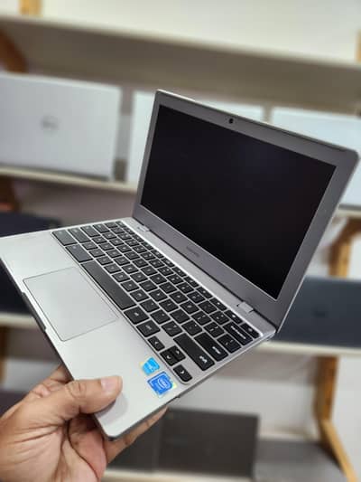 Samsung Chromebook 12" 10th Gen With Playstore