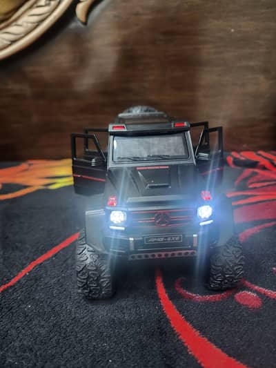 AMG 6X6 OFF ROAD DIE CAST MODEL MERECEDIES G63