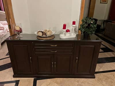 Console rack show case