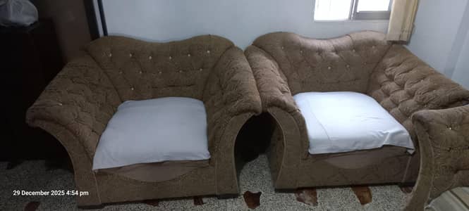 05 Seater Wooden-Cushioning Sofa Set