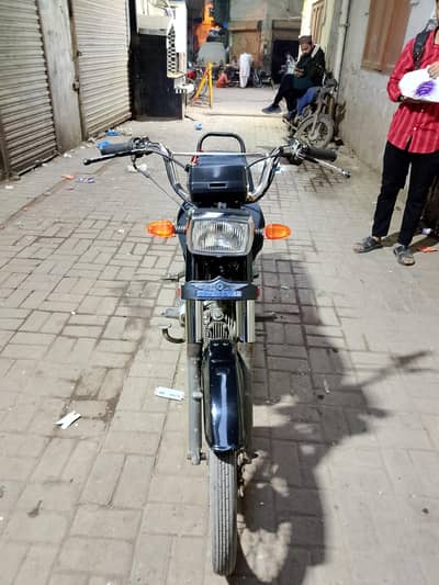 Hi - Speed 2017  ( First Owner)