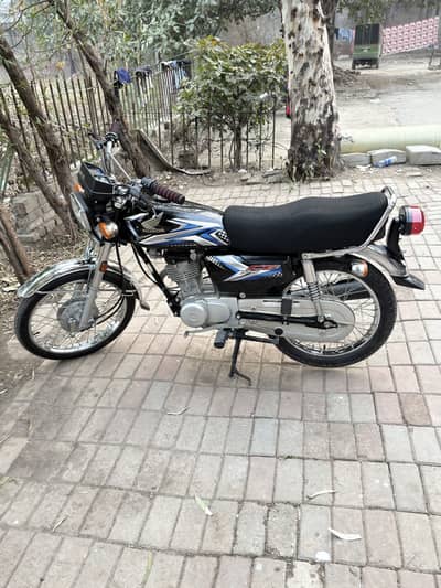 Honda 125 Black 24/25 Model All Documents