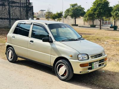 Automatic transmission Daihatsu coure 2007 Gold.