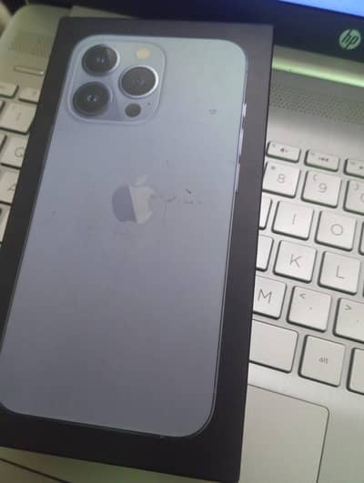 Apple iPhone 13 Pro scratch Less