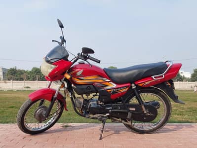 Honda Pridor CD100 red color 2022