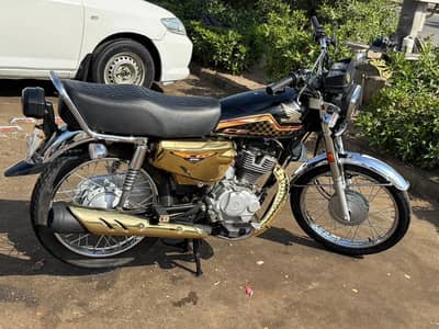 CG 125 Special Gold Edition Black 2024