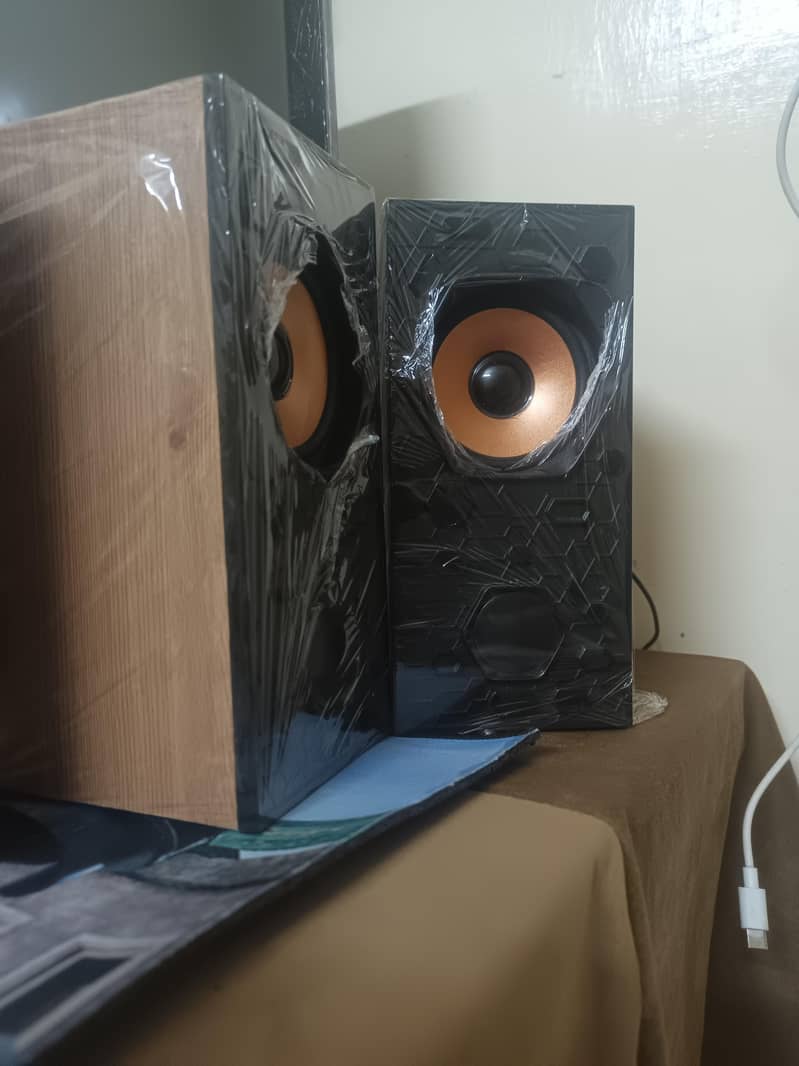 computers speaker 3