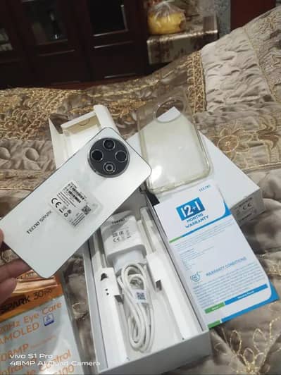 Tecno Spark 30 Pro. full lush new. 10/10. full box. 9 months warranty