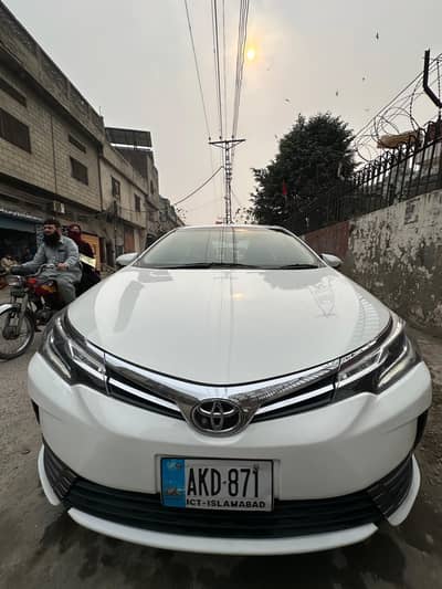 Toyota Corolla Altis CVT-i 1.8 Cruisetonic