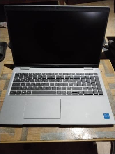 Dell i5 11generation 16/256