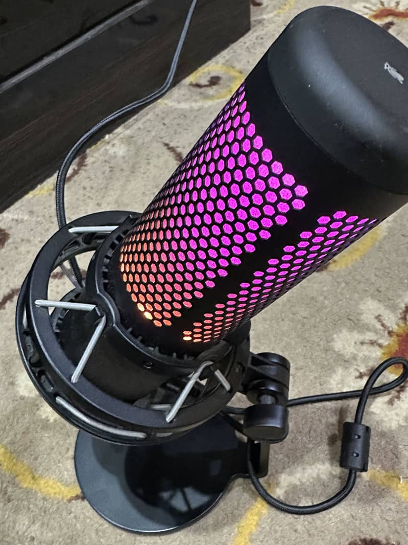 Hyper x microphone 4